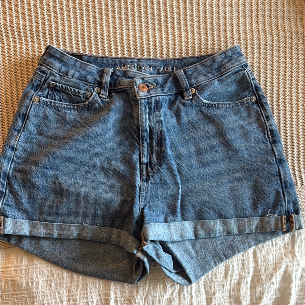 American Eagle Outfitters Women's Blue Denim Shorts